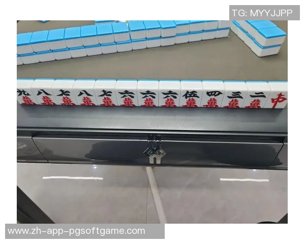 麻将胡了18万-麻将桌上的奇迹，一役胡牌赢得十八万-麻将胡了18万